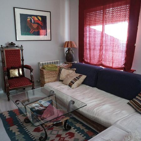 Comfortable Single Bluing Room B&B Granada Bagian luar foto