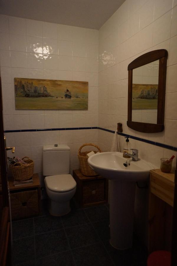 Comfortable Single Bluing Room B&B Granada Bagian luar foto
