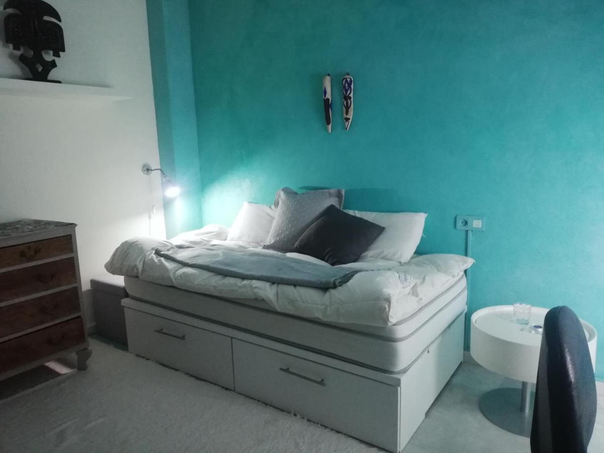 Comfortable Single Bluing Room B&B Granada Bagian luar foto