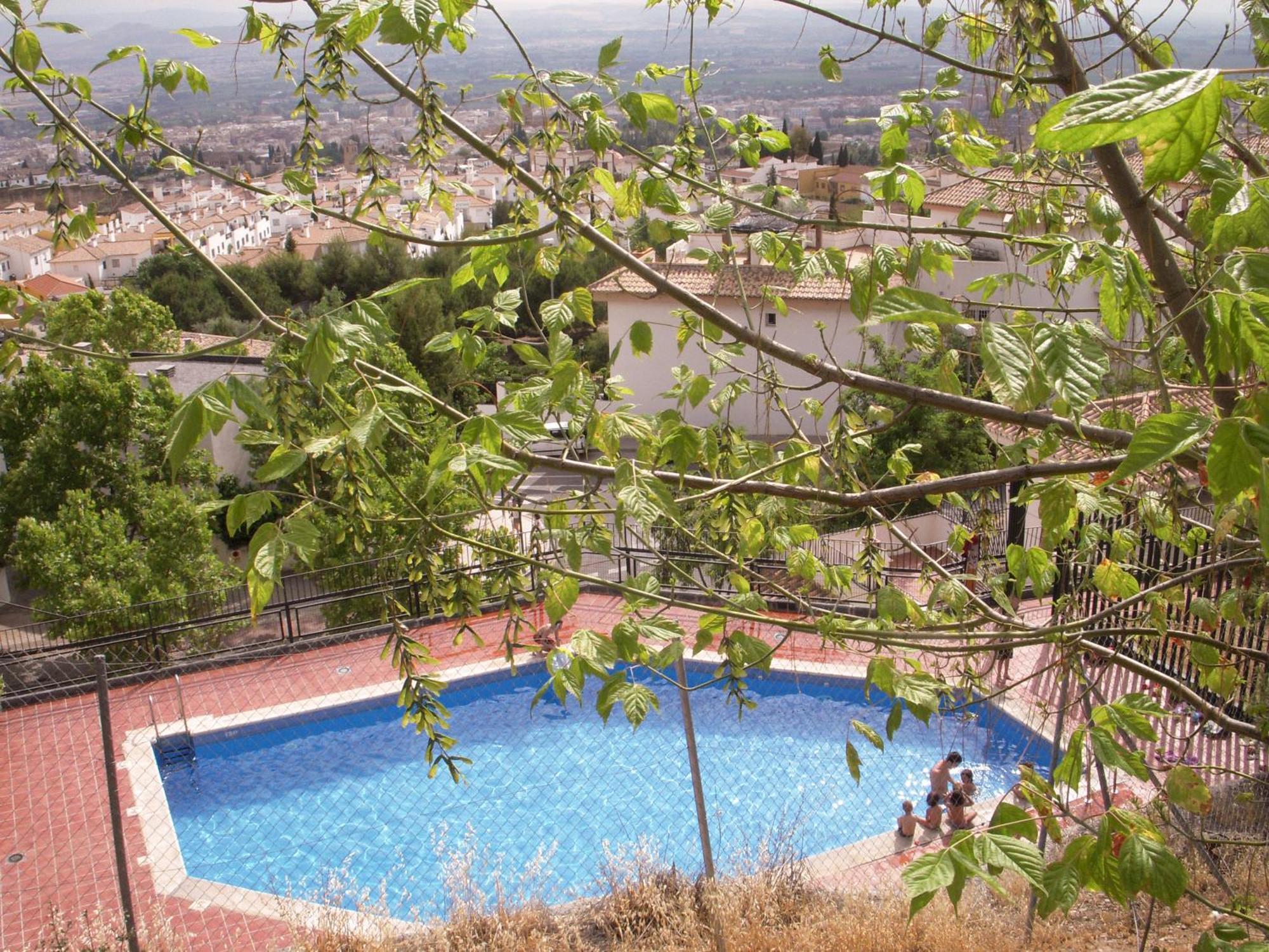 Comfortable Single Bluing Room B&B Granada Bagian luar foto